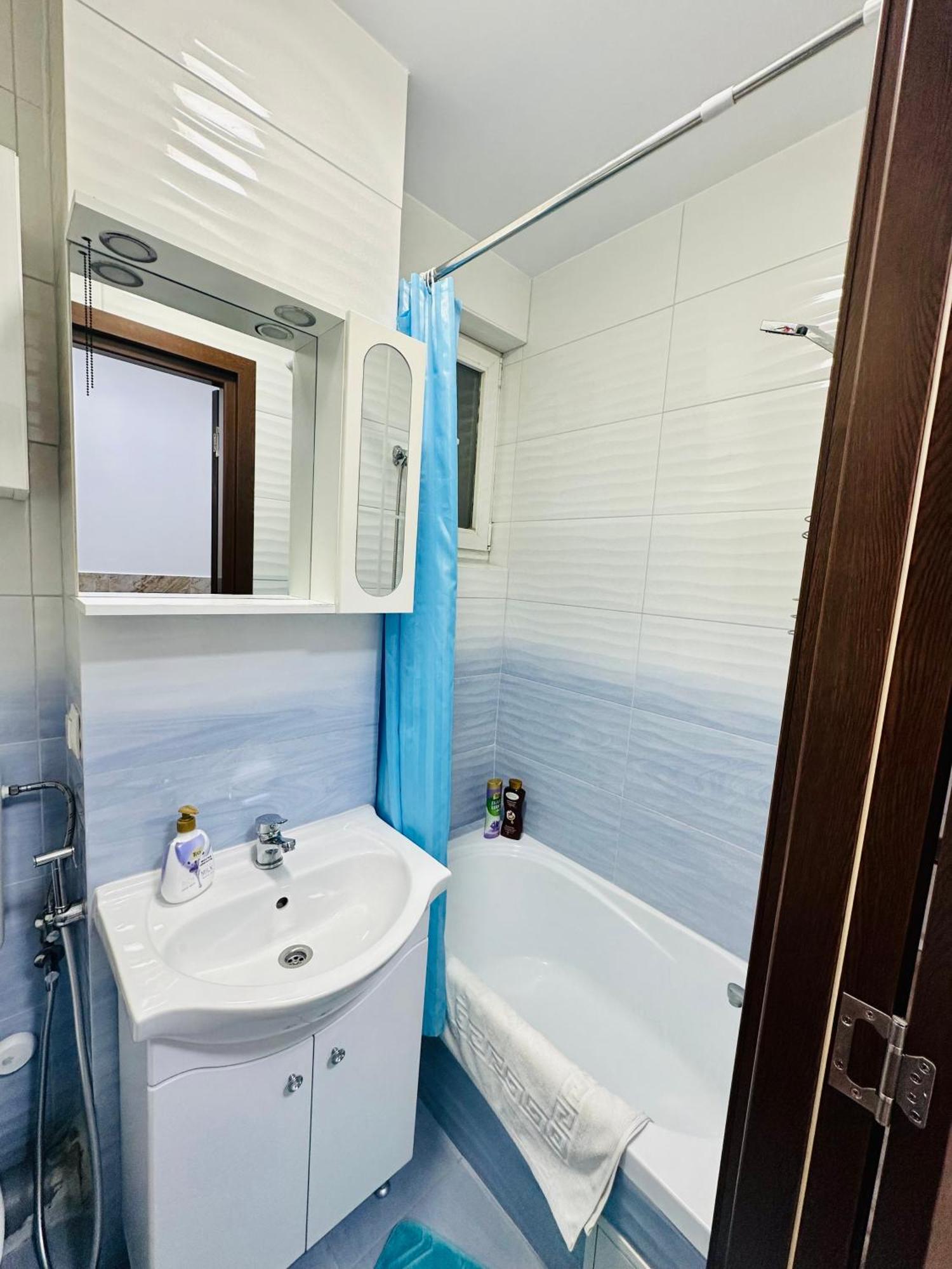 Chic Comfort 1Bdr With Landmark View - Concerthall Bukarest Exterior foto