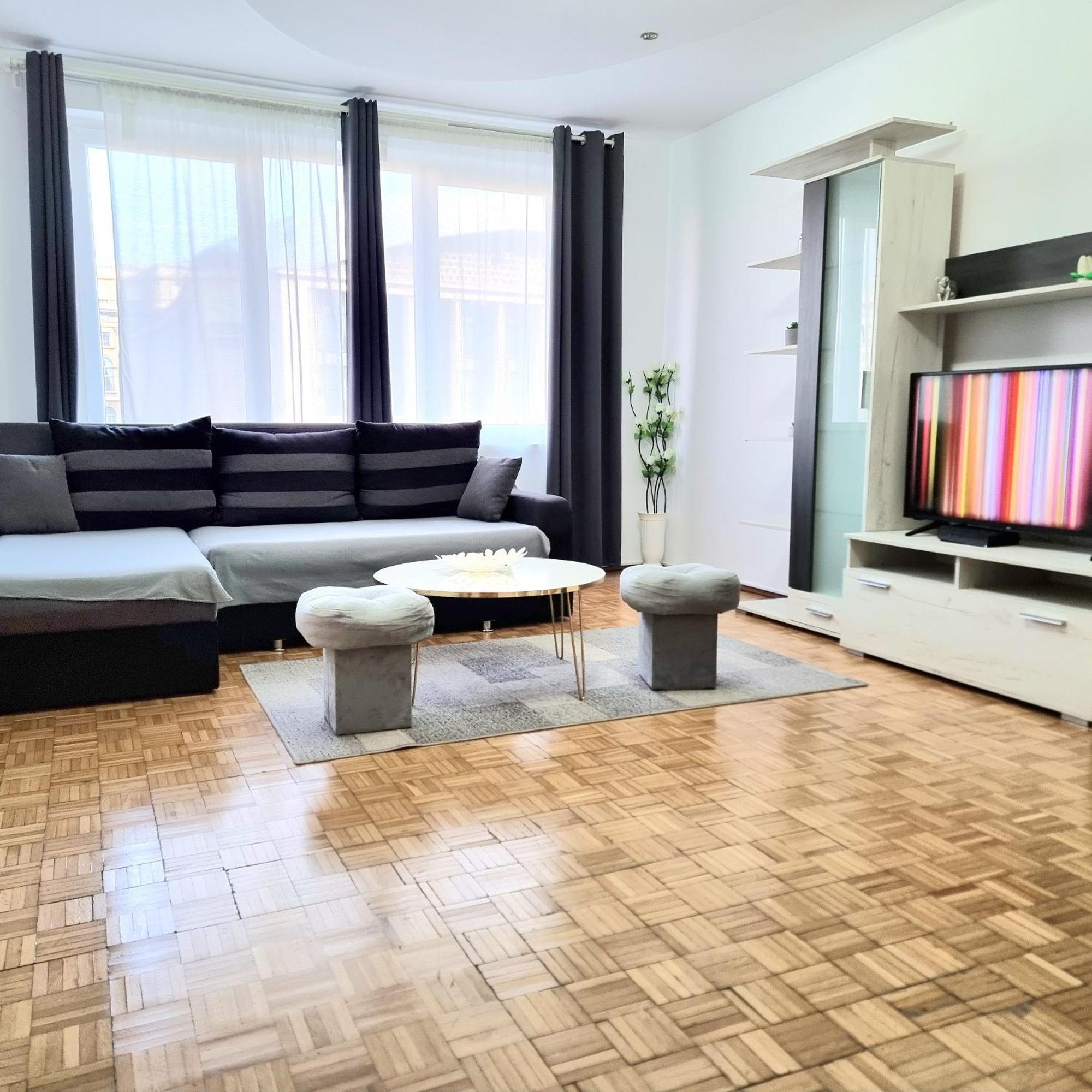 Chic Comfort 1Bdr With Landmark View - Concerthall Bukarest Exterior foto