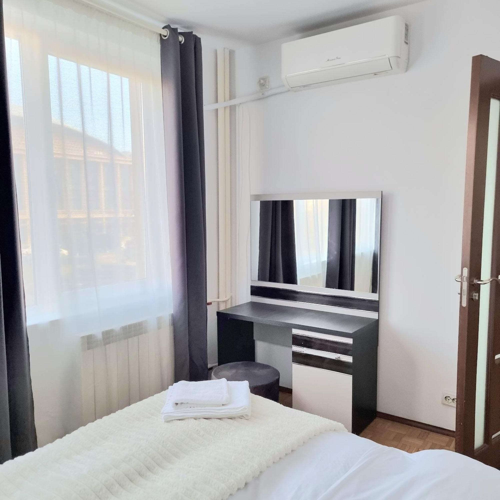 Chic Comfort 1Bdr With Landmark View - Concerthall Bukarest Exterior foto